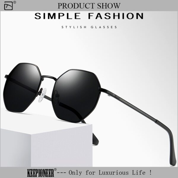 Black Square Sunglasses
