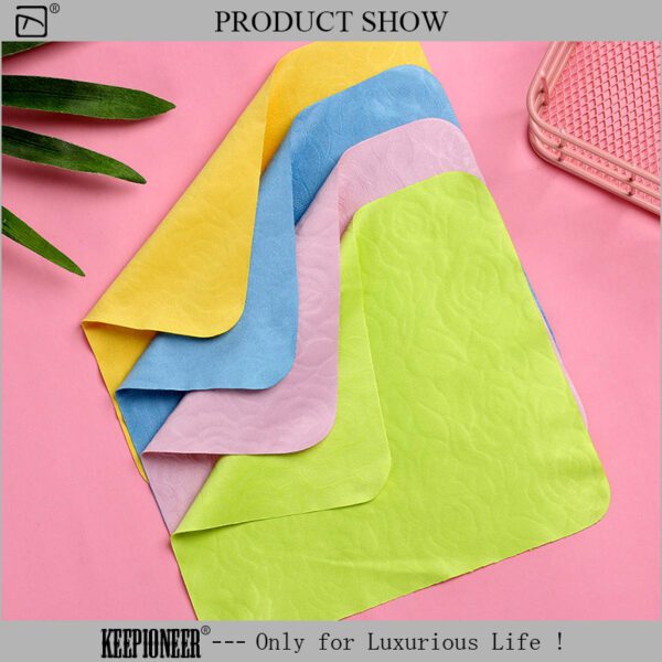 Cloth Eyeglass Wipes