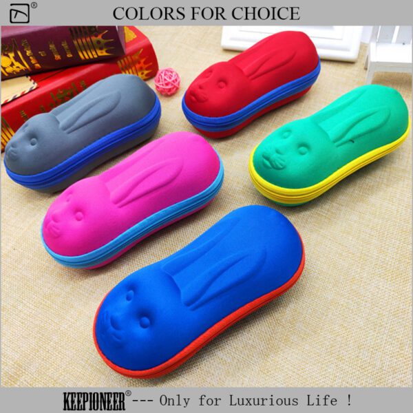 Eyeglass Case Clip