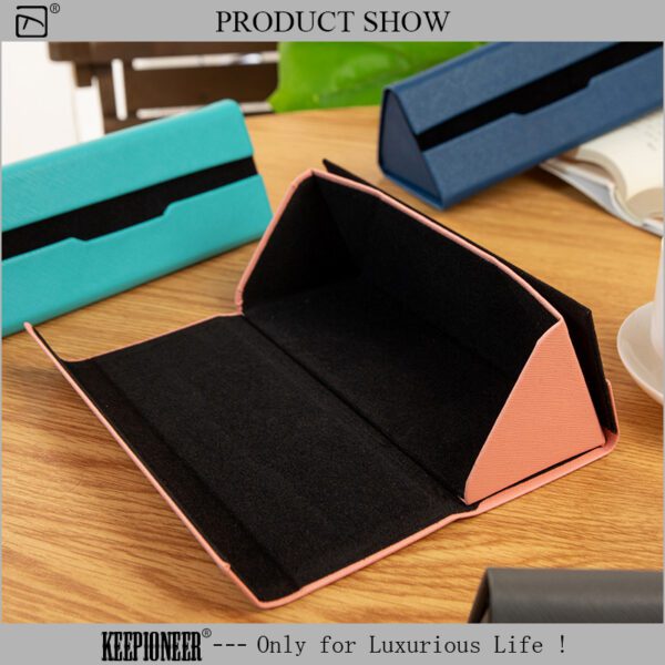 Sunglass Vanity Case