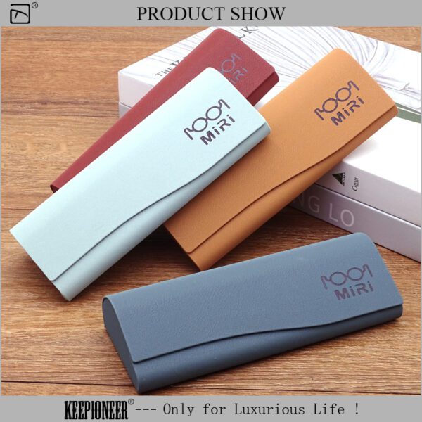 Fashionable Eyeglasses Case